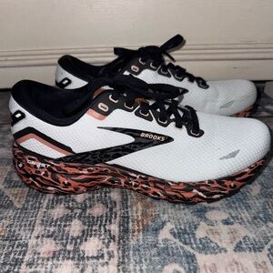 Brooks White and Black Running Shoes with Orange Pattern